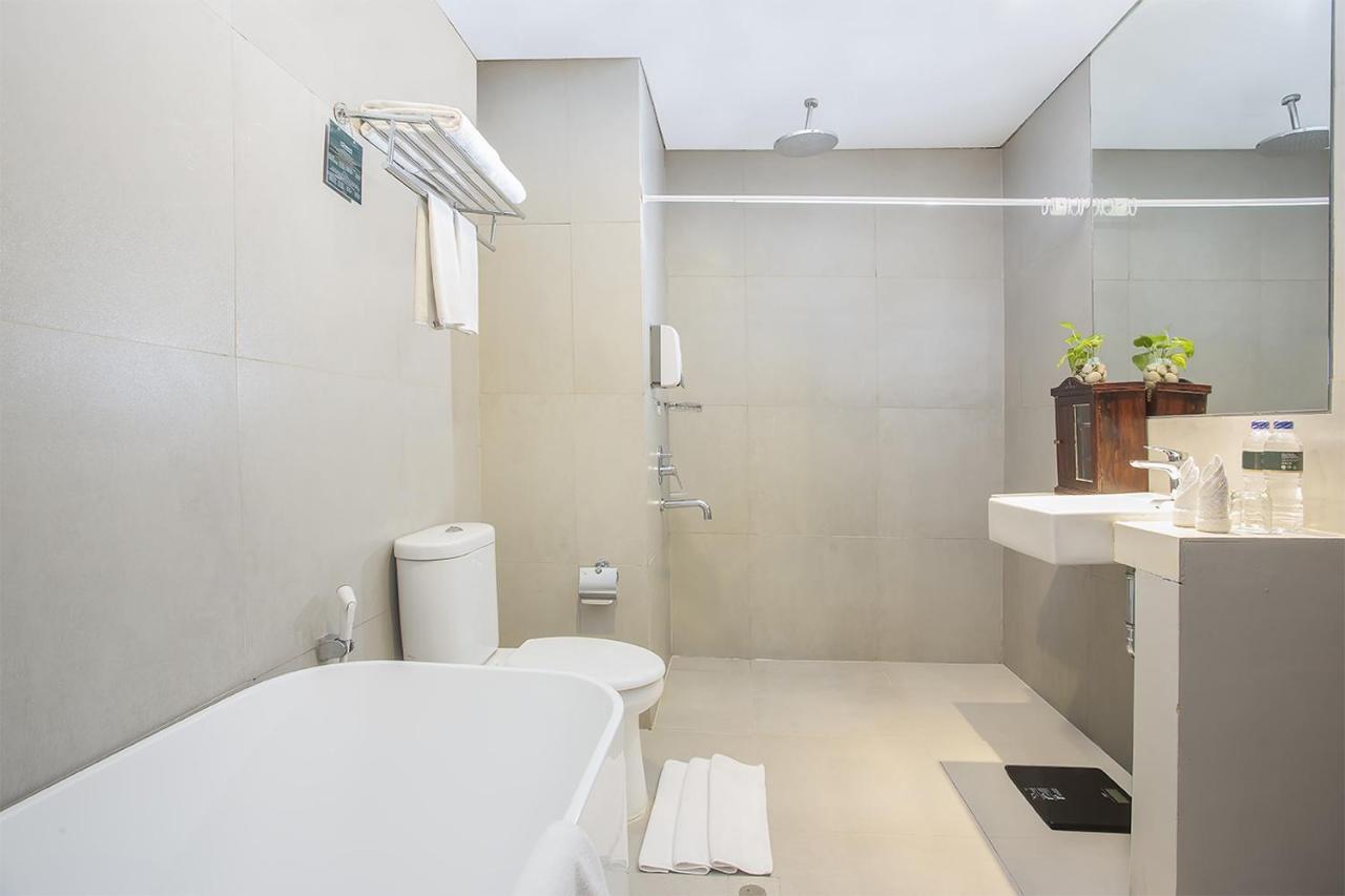 Khas Pekanbaru Hotel Esterno foto