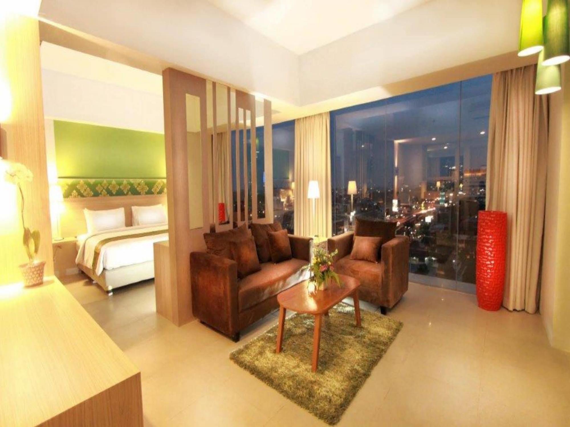 Khas Pekanbaru Hotel Esterno foto
